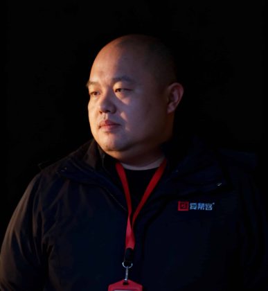 jimeng-2025-10-31-2392-